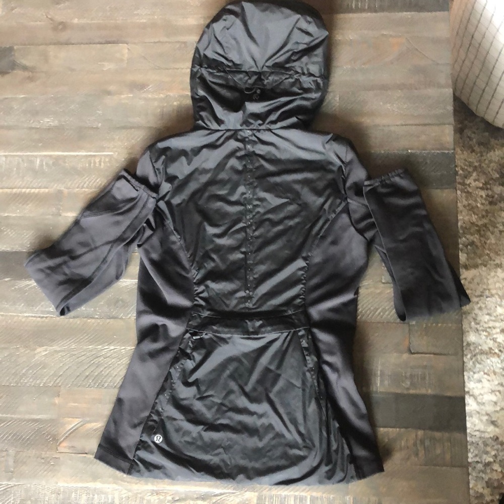 Lululemon Quarterzip Jacket - Picture 2 of 8